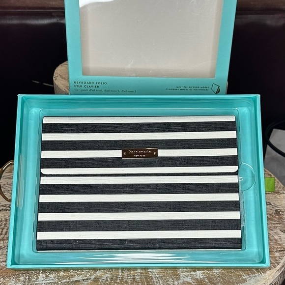 ♠️kate Spade♠️ Keyboard Folio for Ipad Mini. Bluetooth & Tested. New in Box - Picture 7 of 7